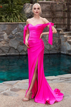 Load image into Gallery viewer, Ladivine Prom Gown CD943