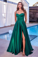 Load image into Gallery viewer, Ladivine Prom Gown CD337
