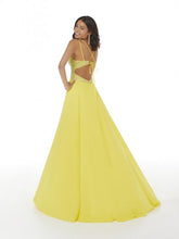 Load image into Gallery viewer, Studio 17 Prom Gown 12855
